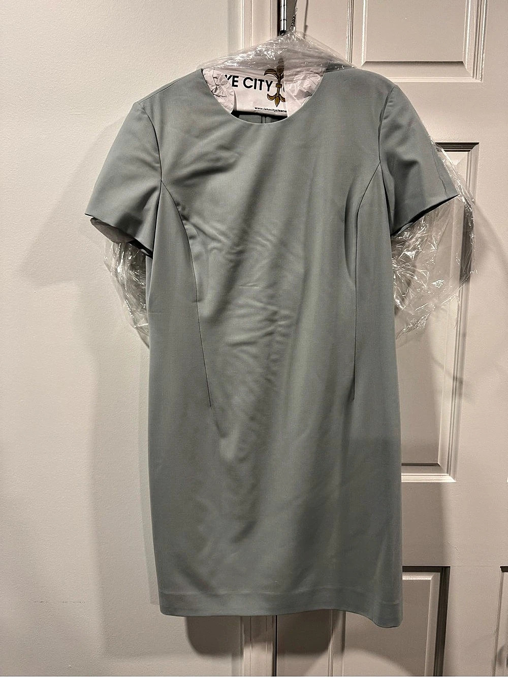 Theory Mini Shift Dress in light blue Size 10 Like New